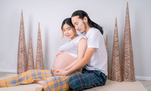 孕妇吃完虾可以吃苹果吗-孕妇吃了虾和红枣网-分享孕期吃了虾后肚子隐隐作痛，孕妇吃完虾能立即吃dha吗知识库